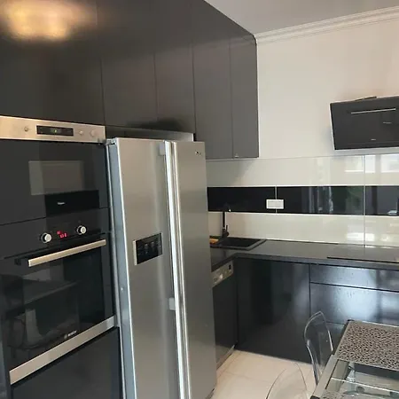 House4you Apartament Sakura Airport Chopin Apartment Warsaw